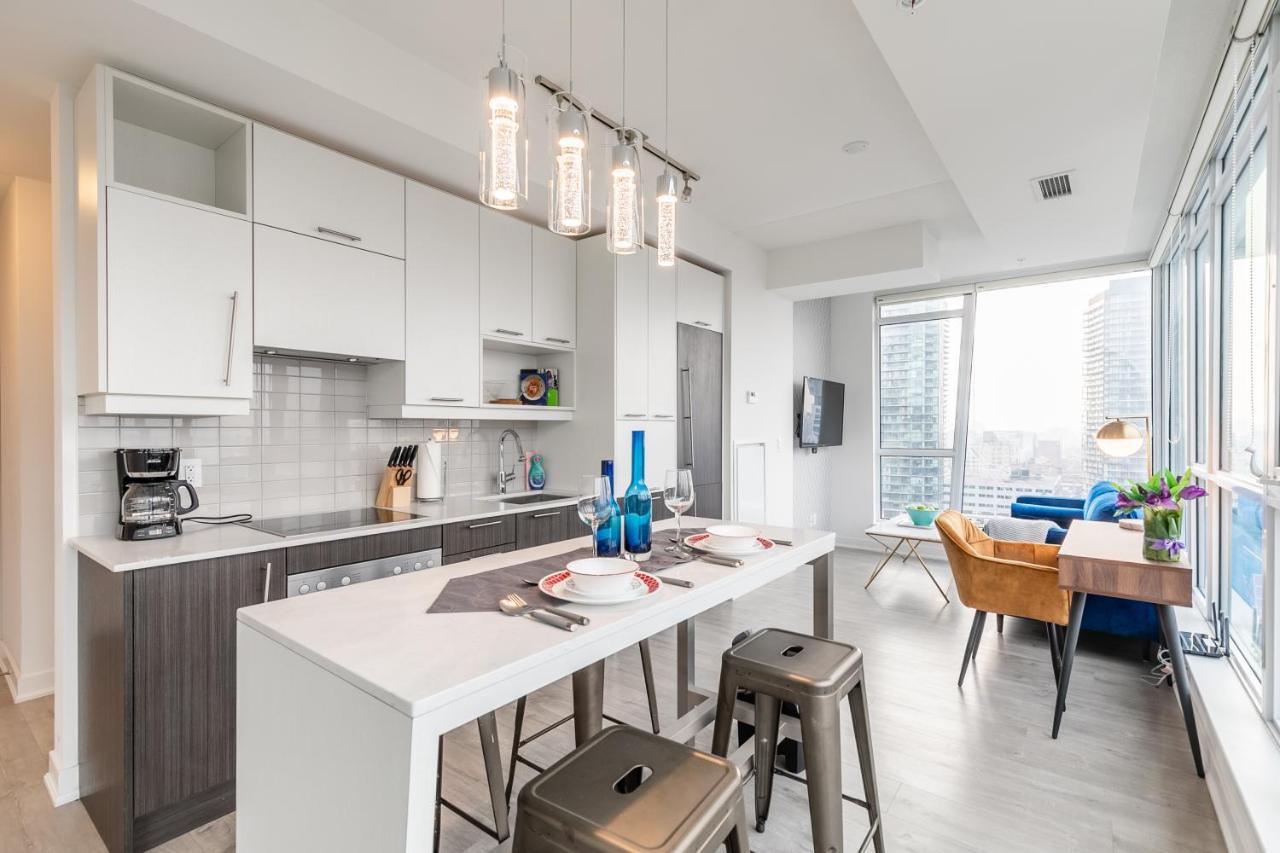 Luxury 2 Bedroom In The Heart Of Entertainment District - City Skyline View & Balcony Toronto Exterior foto